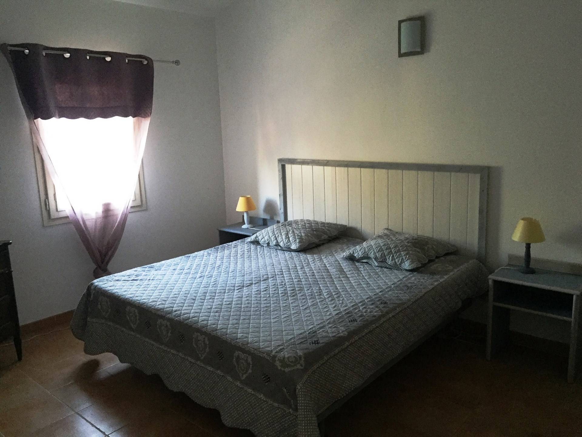 Bastidon à vendre à l'Isle sur la sorgue avec jardin et piscine