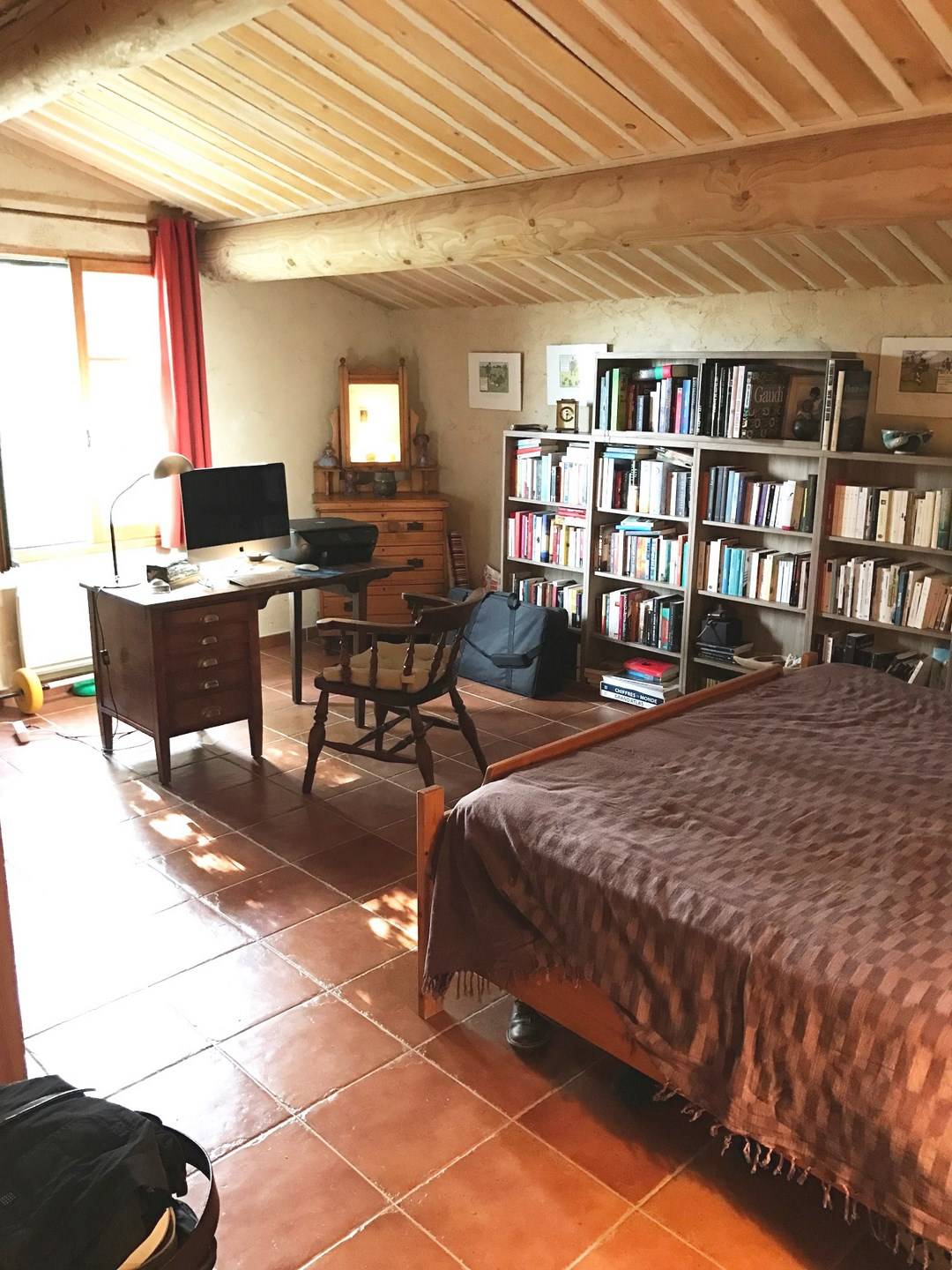 Villa à vendre à Viens avec une superbe vue sur la montagne du Luberon