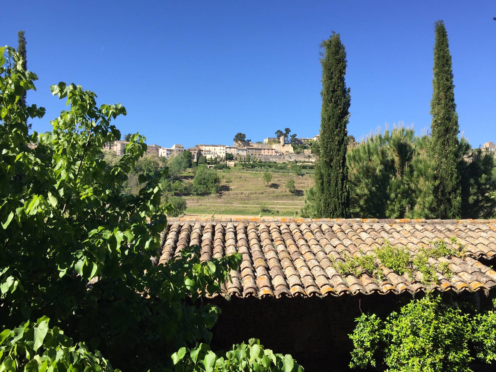 Propriété à vendre à Menerbes avec une vue panoramique sur le village