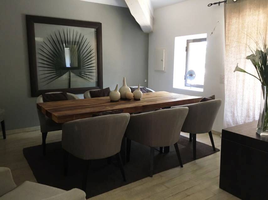 Bergerie en pierre rénovée à vendre à Menerbes avec une superbe vue