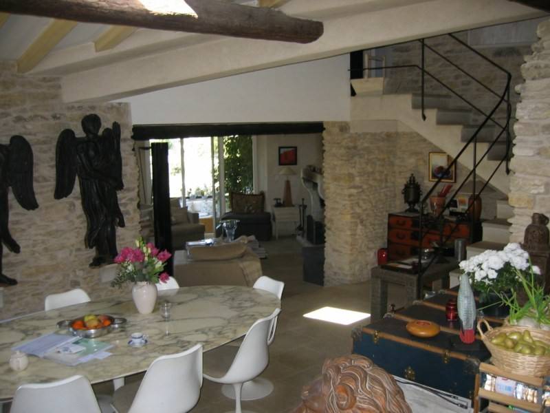 Maison de Village en Pierre  Gordes 35 Minutes Avignon TGV Demeure de Village exploitée en chambres d'hotes avec une superbe vue