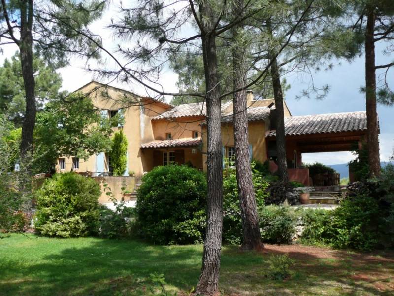 Mas Provencal  à vendre à Roussillon avec une superbe vue