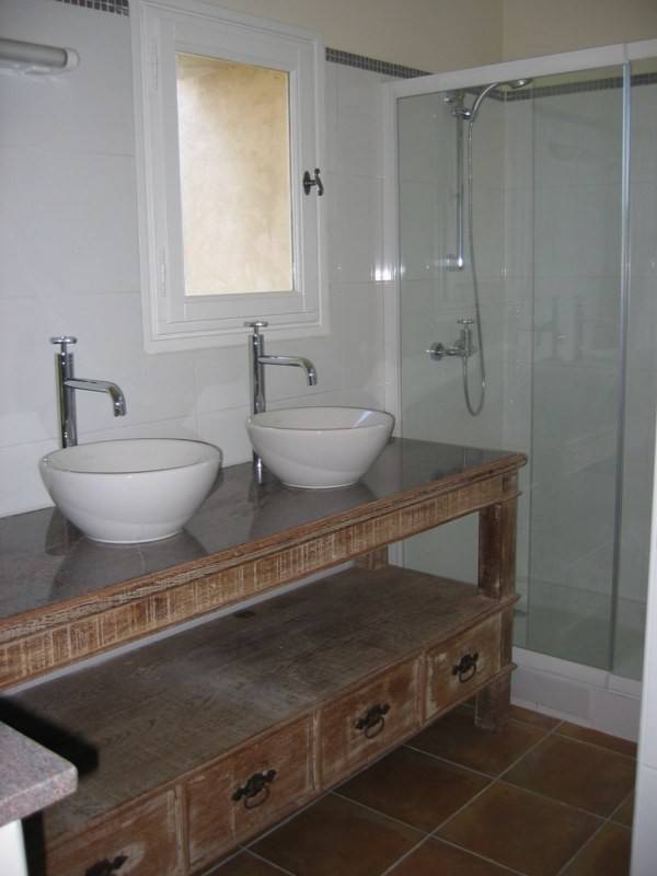 Mas en U à vendre à Bonnieux avec sa cour intérieure