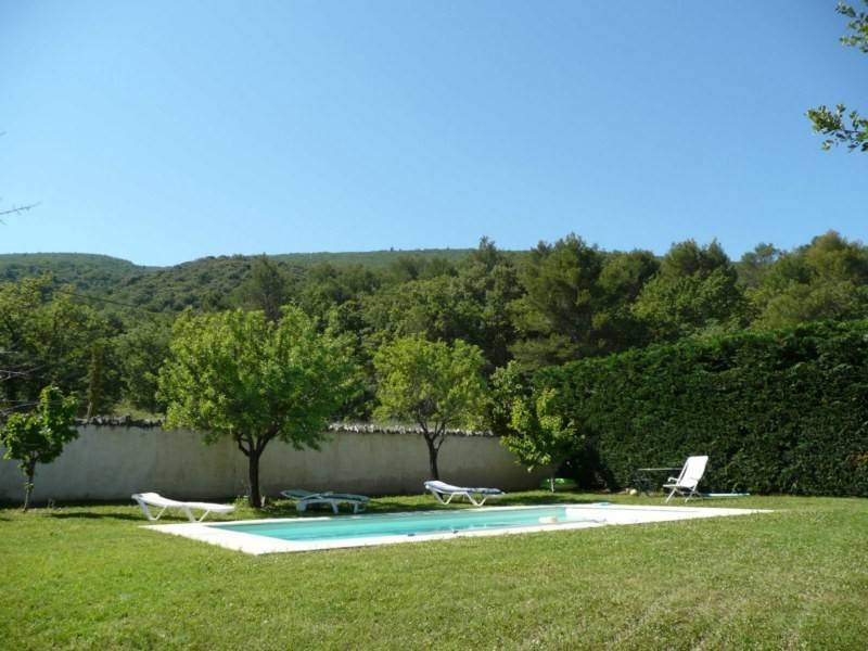 Mas ancien restauré à vendre à Lacoste dans le triangle d'or du Luberon