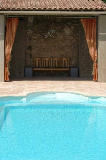 Mas restauré à vendre à l'Isle sur la Sorgue avec des chambres d’hôtes