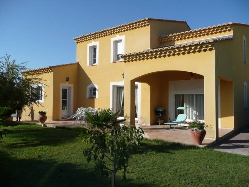 Villa à vendre à l'Isle Sur La Sorgue avec piscine et jardin