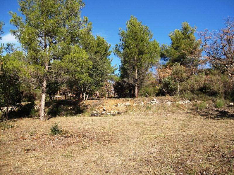 Terrain à bâtir à vendre à Murs avec une belle vue sur la Montagne du Luberon