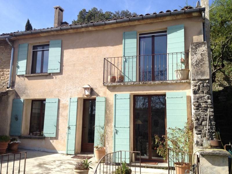 Maison de Village  à vendre à Menerbes avec jardin et vue