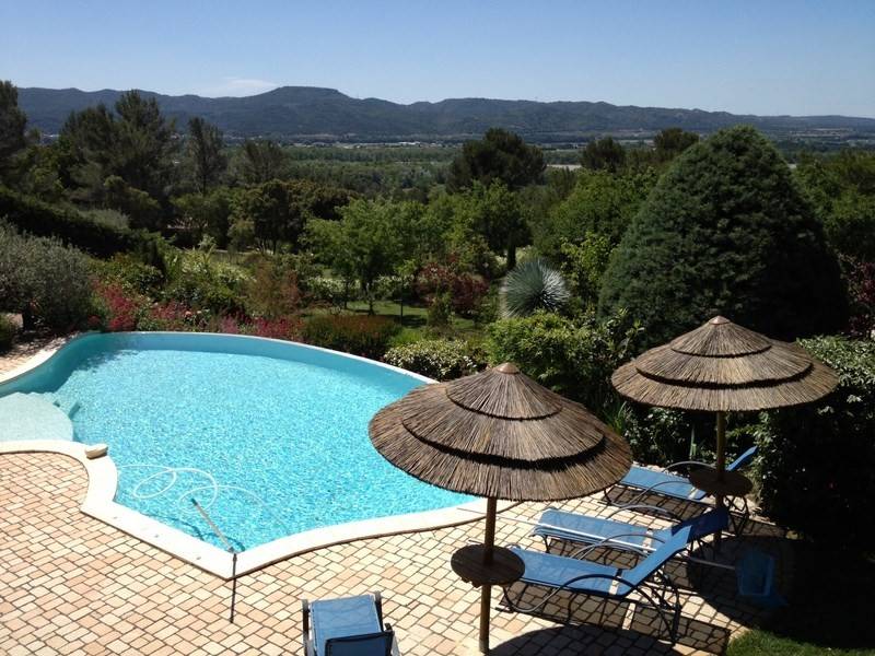 Villa  Lourmarin à 10 minutes Luberon sud entre Avignon et Aix en Provence Position dominante superbe vue