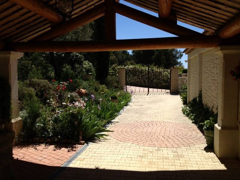 Villa  Lourmarin Entre Avignon et Aix en Provence Contemporaine avec superbe vue