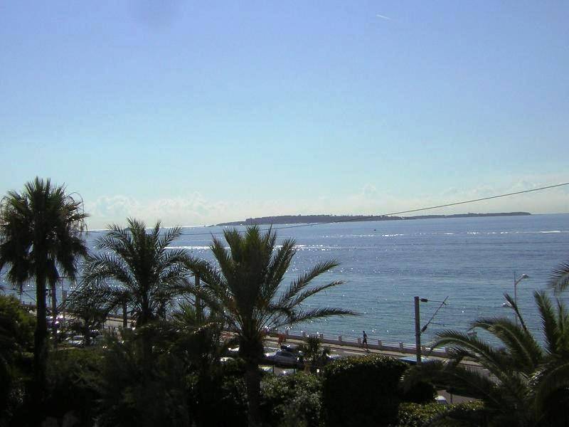 Terrain à bâtir  à vendre à Cannes la Bocca