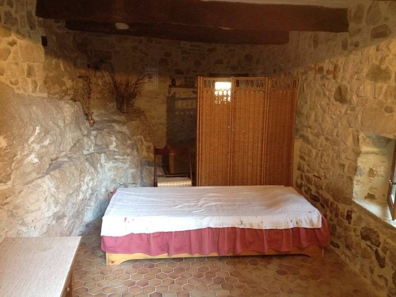 Maison de village 18ème à vendre à Oppédette dans les Gorges d'Oppédette avec terrasse et piscine