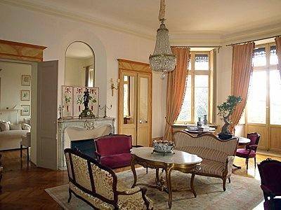 Château à vendre à Toulouse avec une belle vue sur les Pyrénées