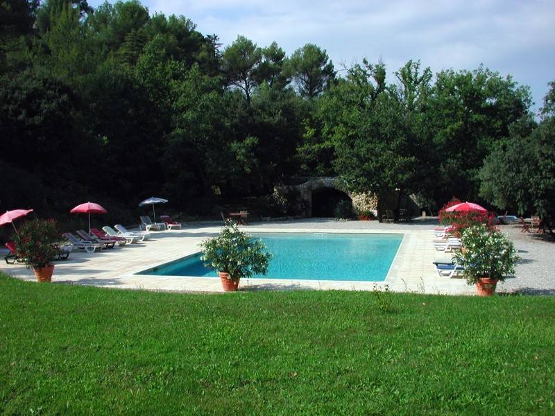 Château à vendre près d'Aix en Provence avec une vue à 360°