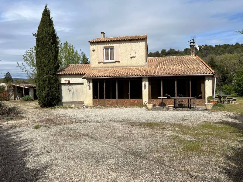 house for sale in oppède