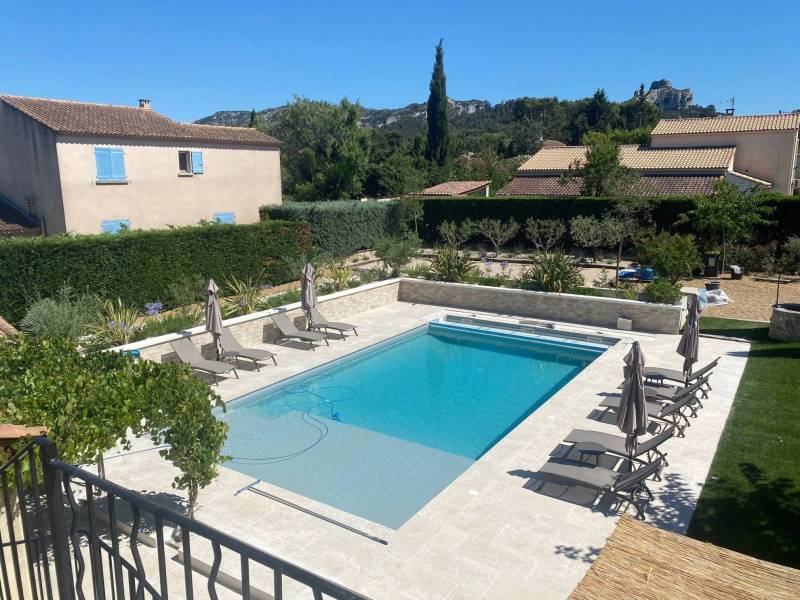A vendre, maison de charme sur Saint rémy de Provence avec superbe piscine