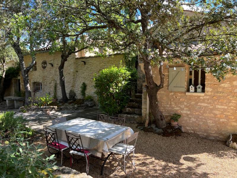 Maison en pierre Ménerbes