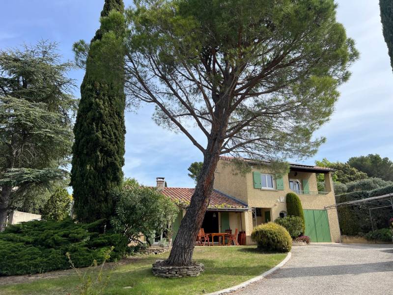 maison isle sur la sorgue