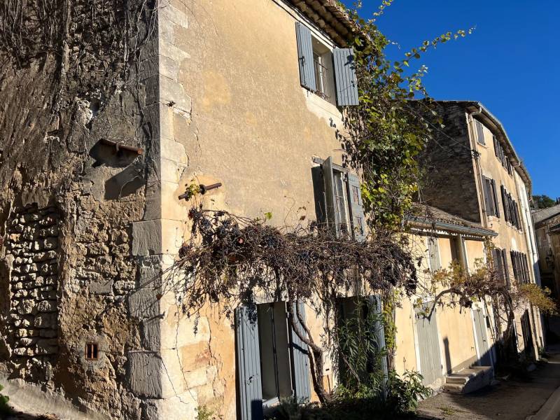 maison de village ménerbes