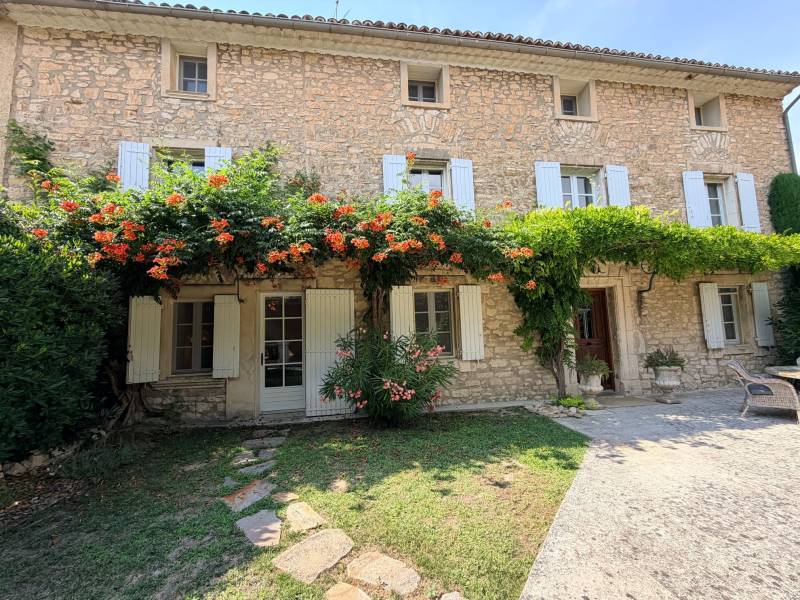 mas ancien restauré vaucluse