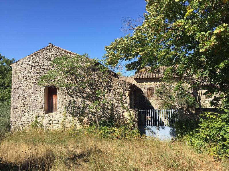restaurer un mas en pierre dans le luberon