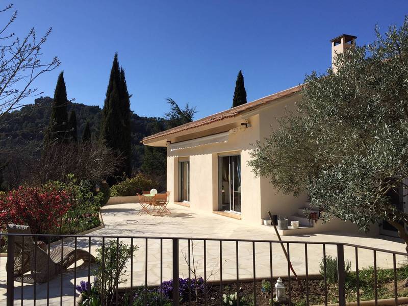 Maison moderne à vendre à Menerbes