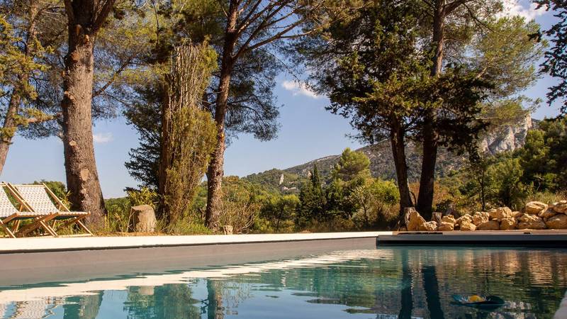 Maison de charme à vendre à Oppède avec un très bel envirronnement