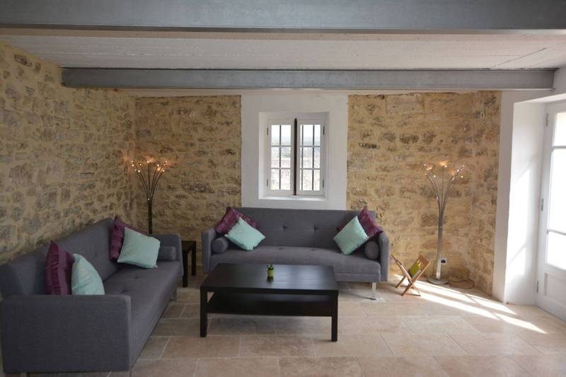 Maison rénovée à vendre à Menerbes avec une belle vue sur le Mont Ventouxav