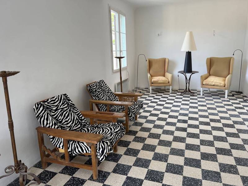 Appartement duplex à vendre à Menerbes avec une terrasse et une vue panoramique