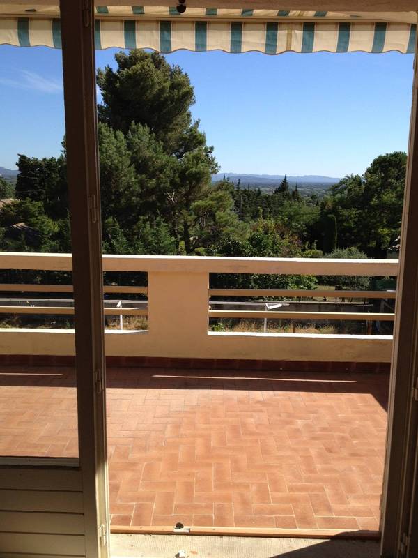 appartement avec terrasse à la vente à l'Isle sur la Sorgue