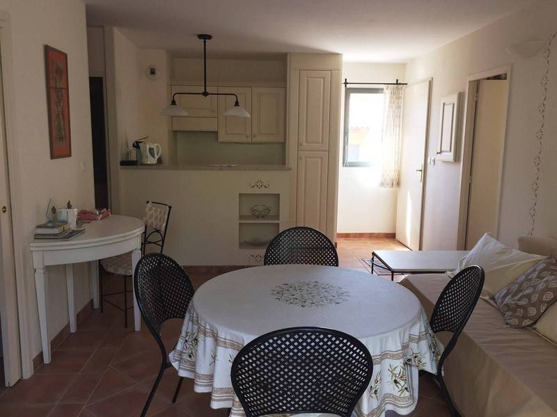Saumane de Vaucluse appartement meublé à la vente