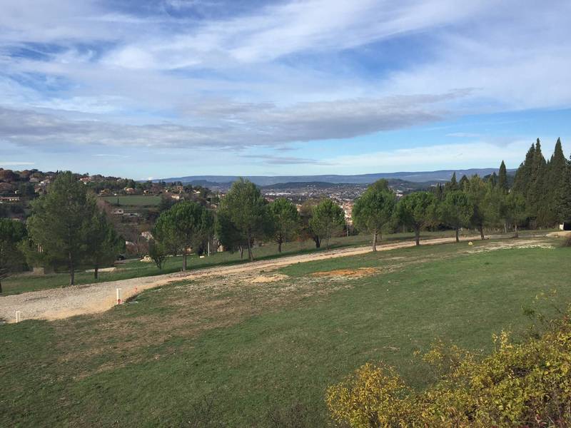 Luberon terrain constructible avec vue panoramique
