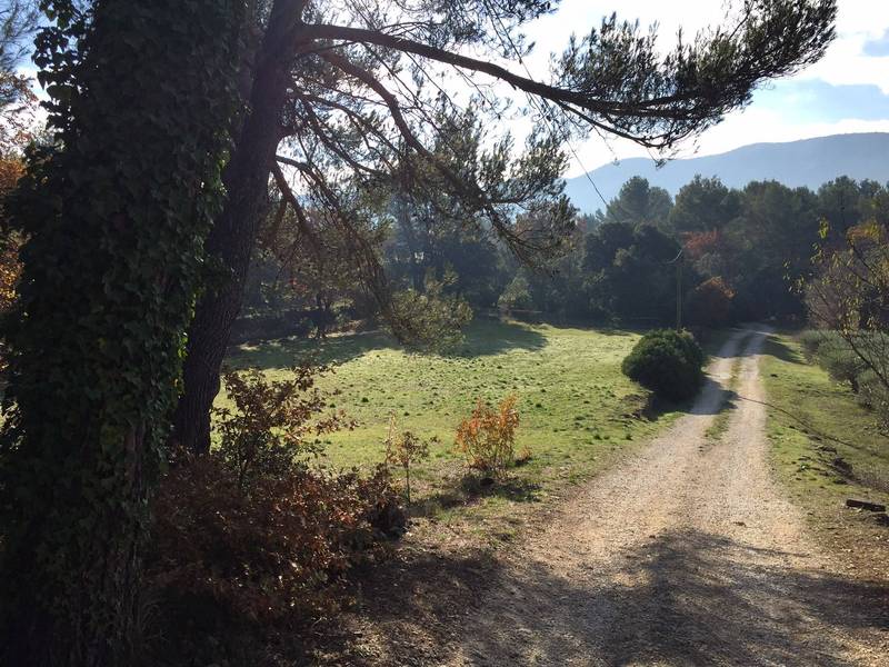Menerbes terrain à batir avec vue
