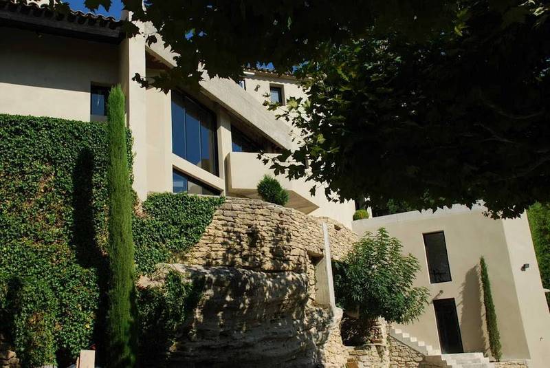 Menerbes maison contemporaine à la vente