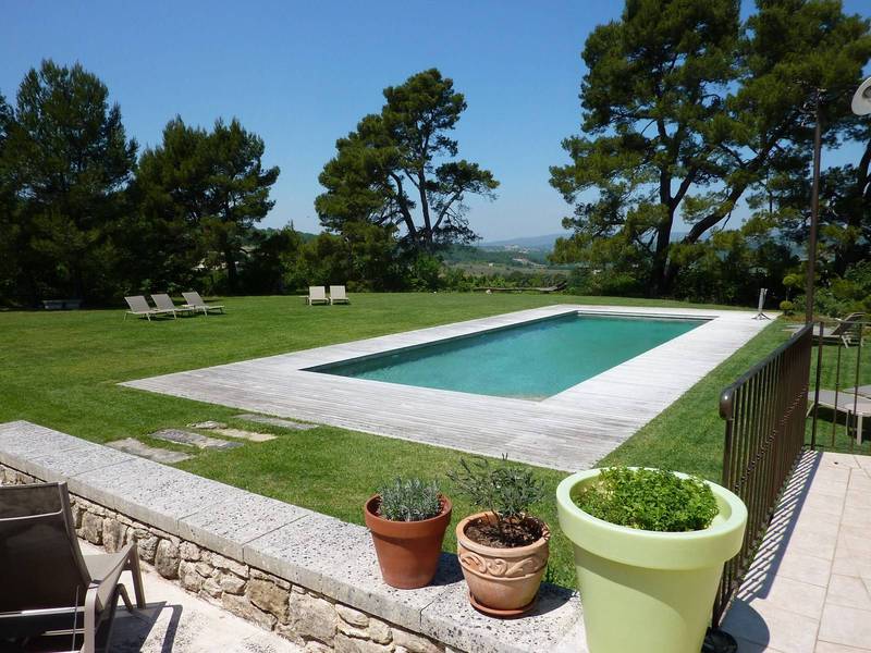 Mas à vendre à Bonnieux avec vue panoramique sur le chateau de Lacoste