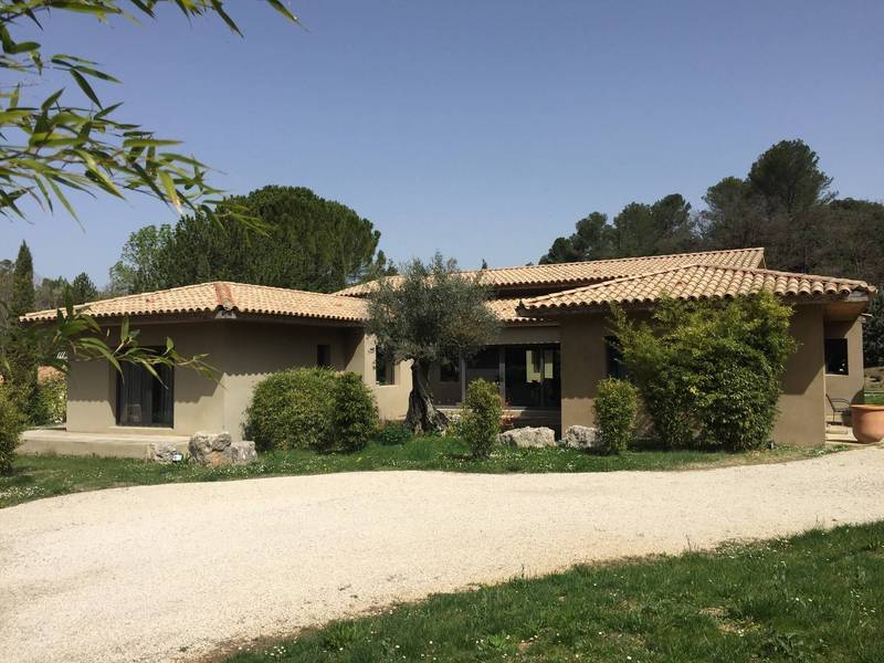 Villa de prestige à vendre sur un golf en provence