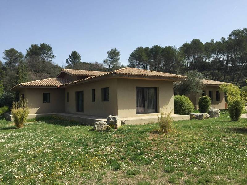 Aix en Provence maison de prestige avec jardin et piscine à la vente sur un golf