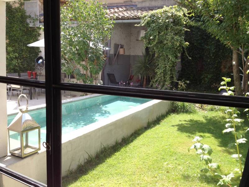 LOFT  L'Isle Sur La Sorgue Centre ville Loft en centre ville avec jardin et piscine
