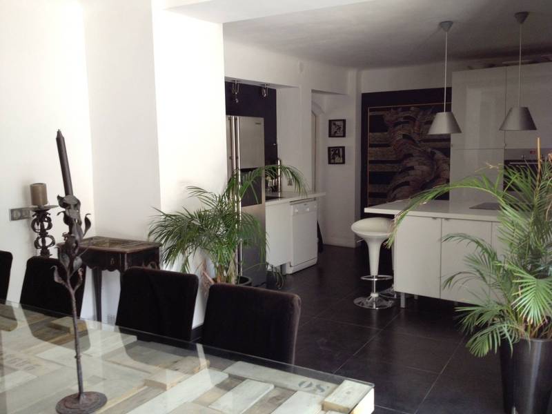 LOFT  L'Isle Sur La Sorgue Centre ville Loft en centre ville avec jardin et piscine