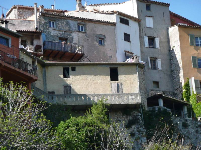 A vendre maison de village proche de Nice