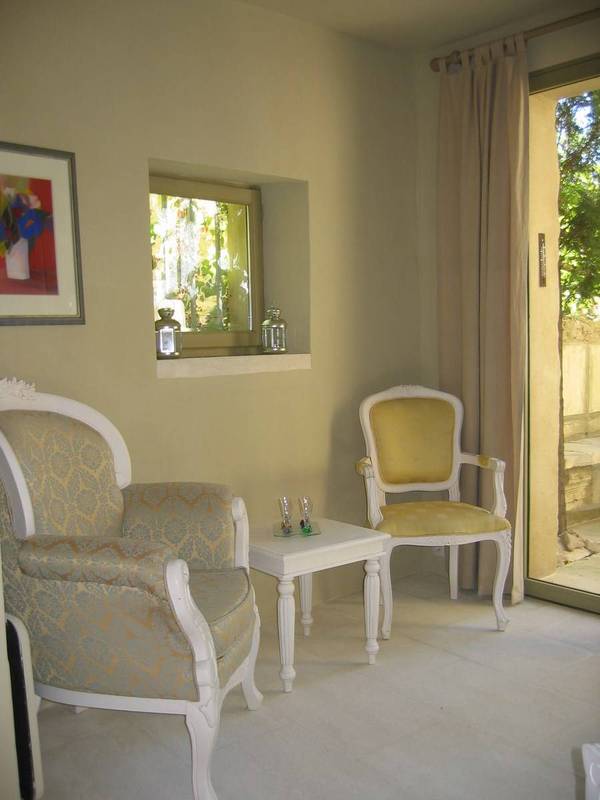 A vendre maison de village exposée plein sud à Menerbes