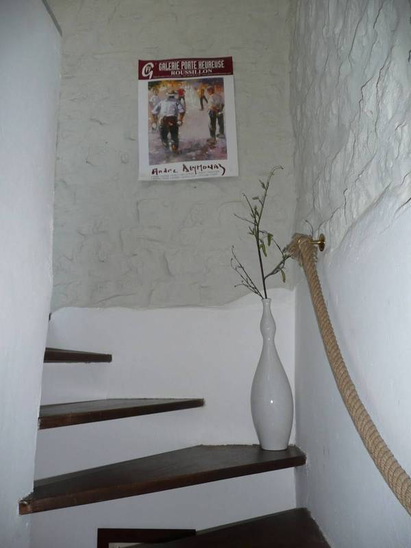 maison de village entièrement restaurée à vendre à Murs