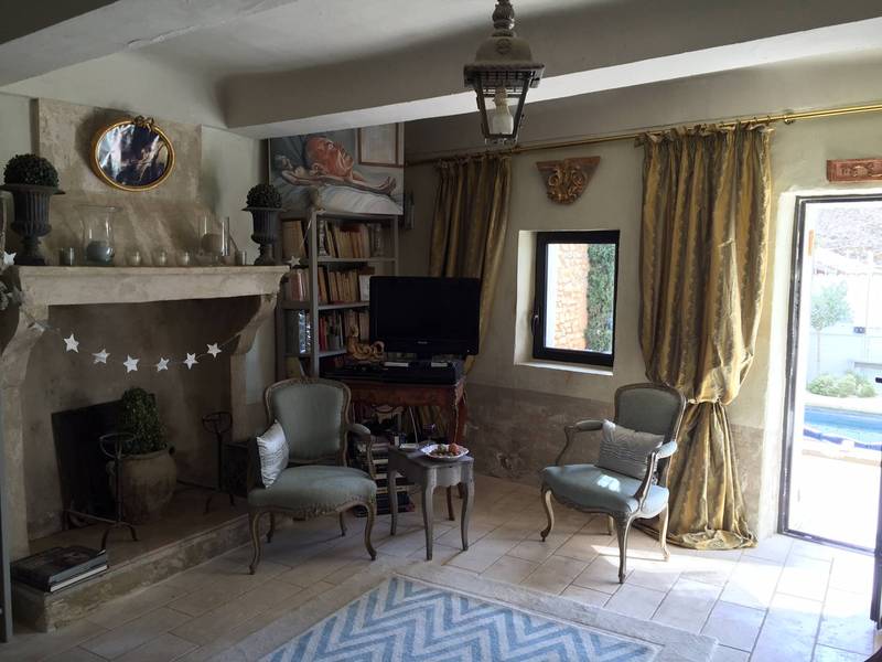 maison restaurée en vente à Gordes