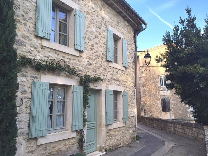 Menerbes maison à vendre en exclusivité par l'agence Immobilière du Luberon
