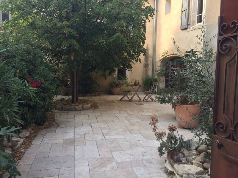 Charme et authenticité dans cette maison de village à vendre à Robion