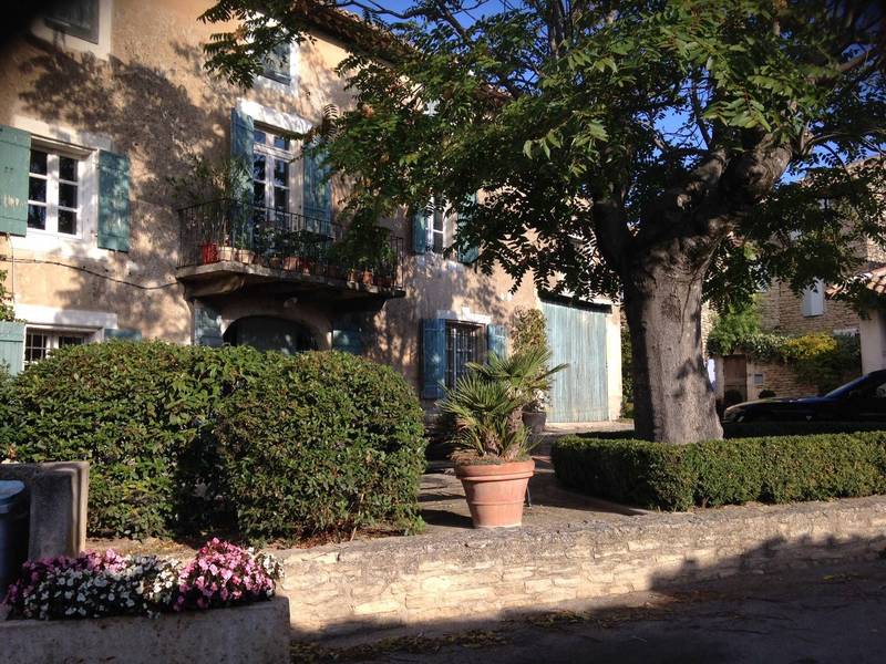 Vente d'une bastide de village à Cabrières d'Avignon