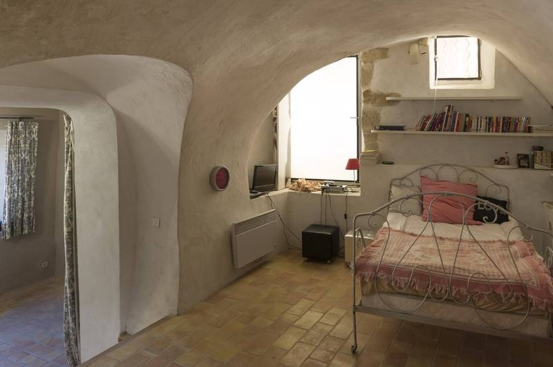 Maison de village à vendre à Menerbes avec terrasse exposée plein sud et une belle vue