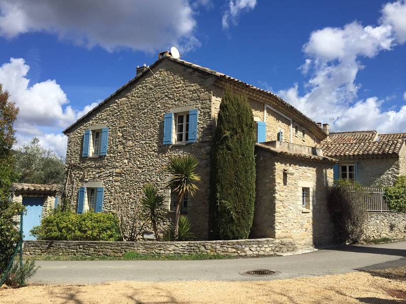 Mas restauré à la vente proche de Vaison la Romaine