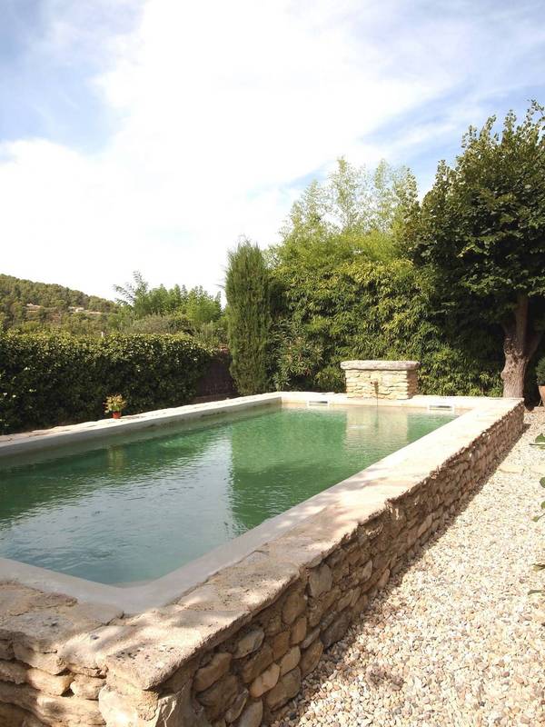 Mas avec jardin et piscine à vendre à Entrechaux