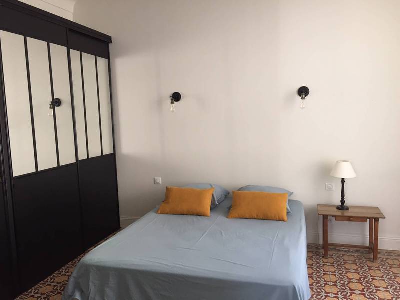Maison de village en pierre avec jardin et garage en  vente à Menerbes, belle vue Luberon